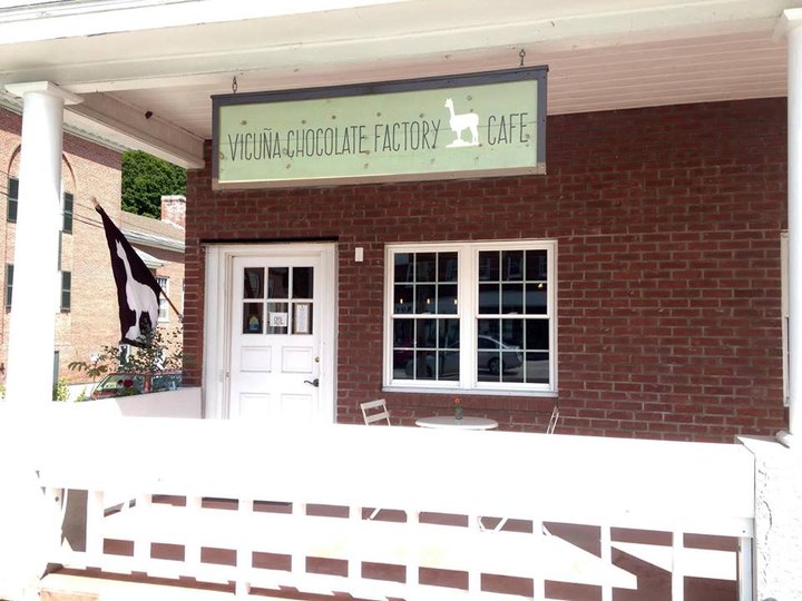 This Tiny Shop In New Hampshire Serves Brownies To Die For