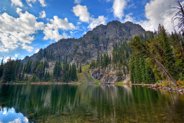 A Hike Through Idaho's Seven Devils Is Positively Heavenly