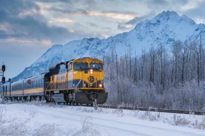 The Magical Holiday Train Ride In Alaska Everyone Should Experience At Least Once