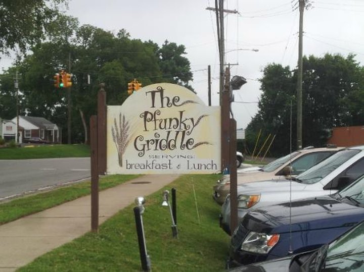 The Quirkiest Restaurant In Nashville That's Impossible Not To Love