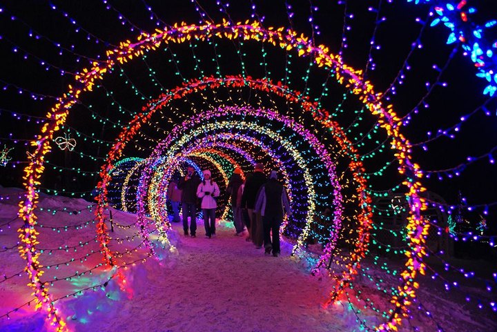 It's Not Christmas In Wisconsin Until You Do These 12 Enchanting Things