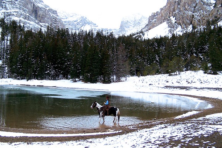 The Winter Horseback Riding Trail In Idaho That's Pure Magic
