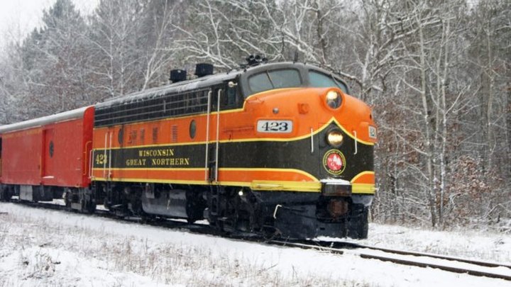 Spend The Night In A Historic Train Car At The Wisconsin Great Northern Railroad