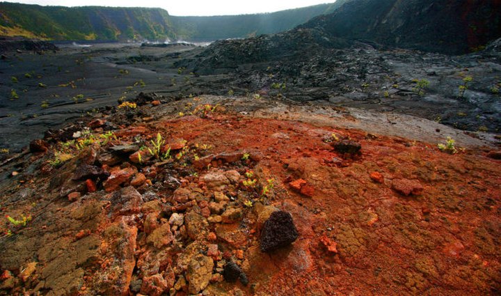 The Incredible Volcanic Landscape In Hawaii Everyone Needs To Visit In Their Lifetime