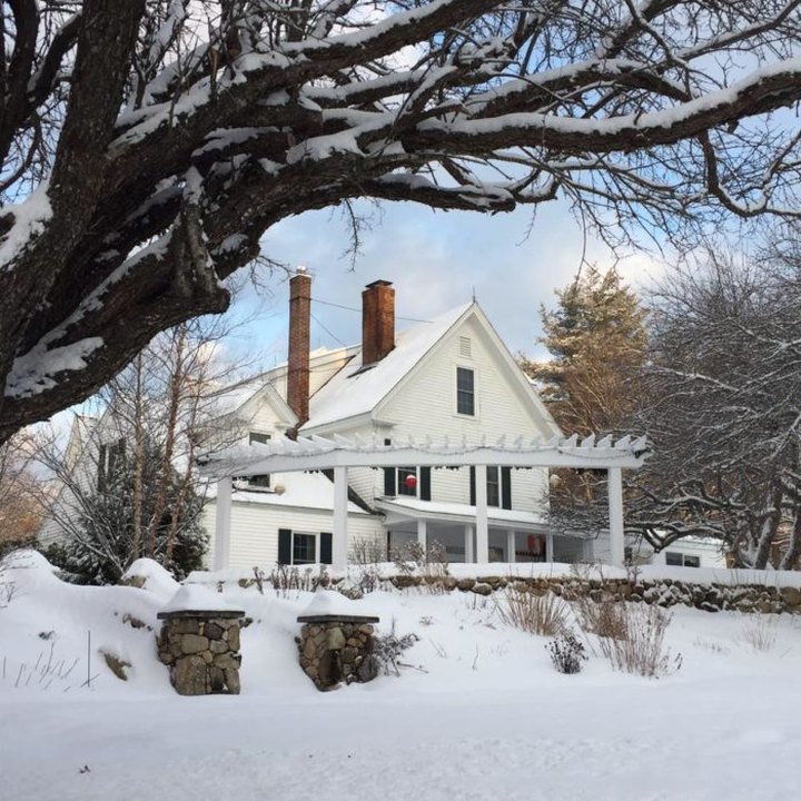 The Charming Country Inn That's So Perfectly New Hampshire