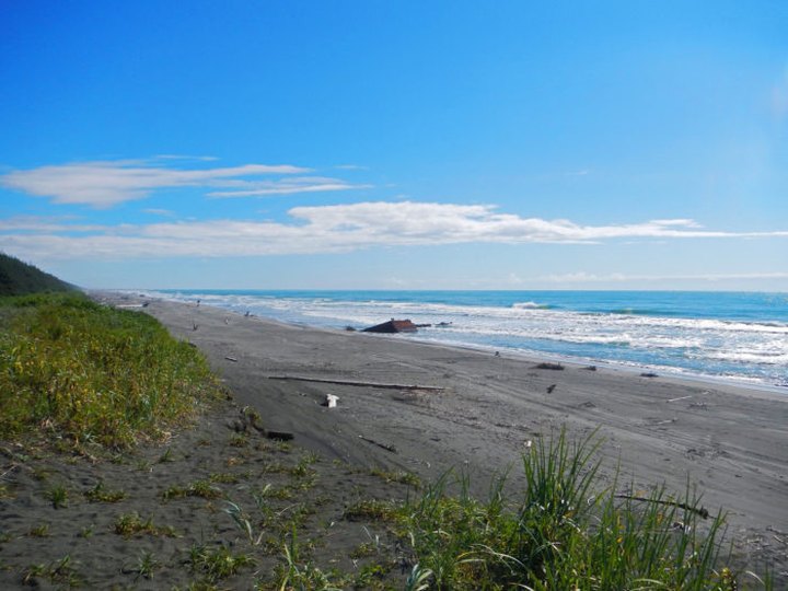 There's No Finer Place Than This Underrated Beach In Alaska
