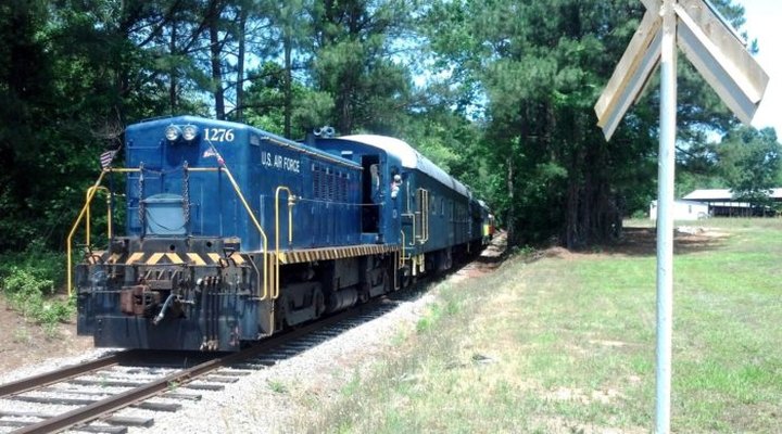 The South Carolina Easter Train Ride That'll Make You Feel Like A Kid Again