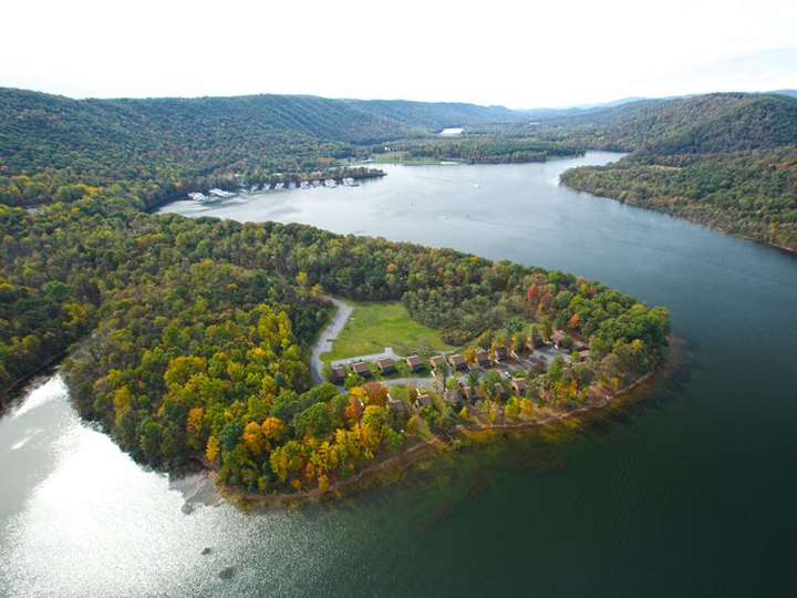 The Secluded Glampground In Pennsylvania, Lake Raystown Resort, Is Incredibly Relaxing