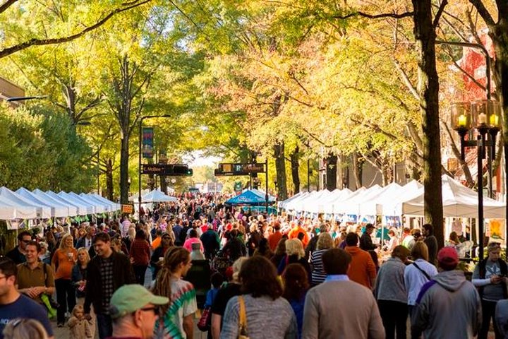 Everyone In South Carolina Must Visit This Epic Farmers Market At Least Once