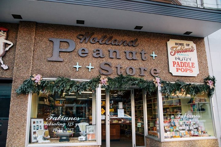 The Old-Fashioned Candy Shop In Michigan That Serves Up Sweet Nostalgia