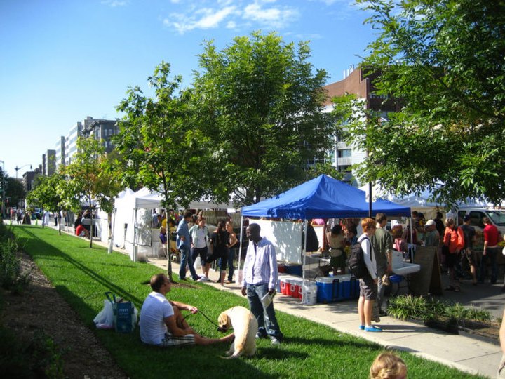 Everyone In Washington DC Must Visit This Epic Farmers Market At Least Once