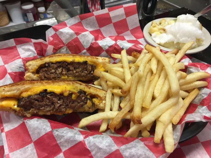 7 Legendary Family-Owned Restaurants In Nashville You Have To Try