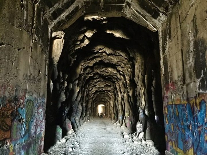 You’ve Never Experienced Anything Like This Epic Abandoned Railroad Hike In Northern California