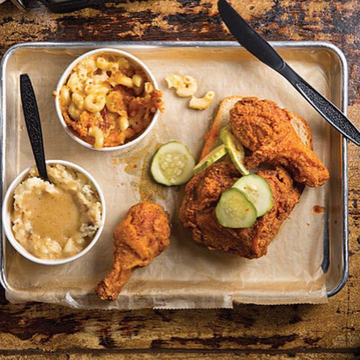 The Ultimate Missouri Fried Chicken Bucket List Will Make Your Mouth Water