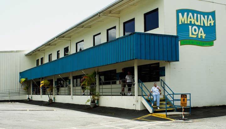 10 Fantastic Factory Tours You Can Only Take In Hawaii