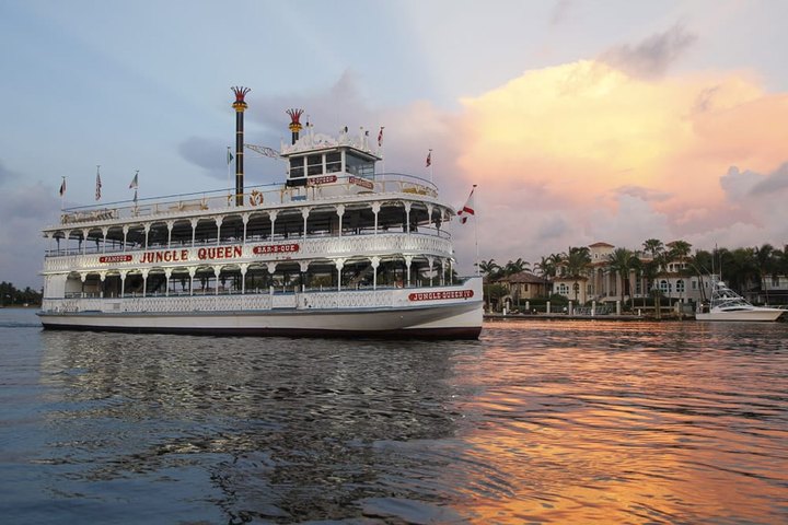 The Riverboat Cruise In Florida You Never Knew Existed