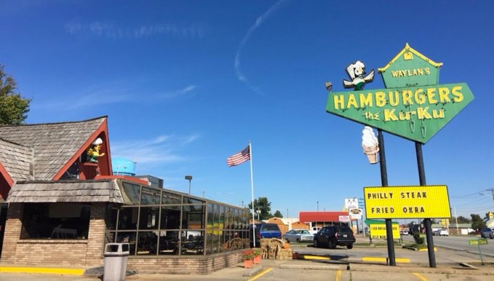 Everyone Goes Nuts For These Burgers At This Route 66 Restaurant In Oklahoma