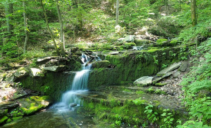 The Fairy Tale Hiking Trail In Pennsylvania You'll Want To Try This Summer