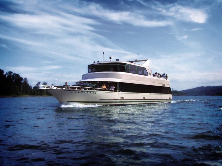 This Dinner Cruise Is The Best Way To Eat Out In Portland This Summer