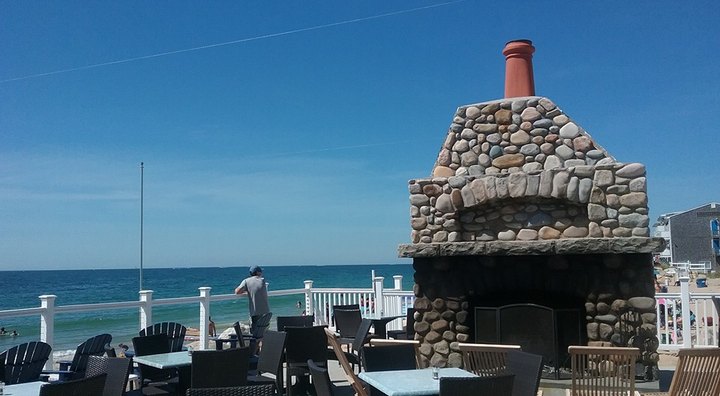 This Secluded Beachfront Restaurant In Rhode Island Is One Of The Most Magical Places You'll Ever Eat