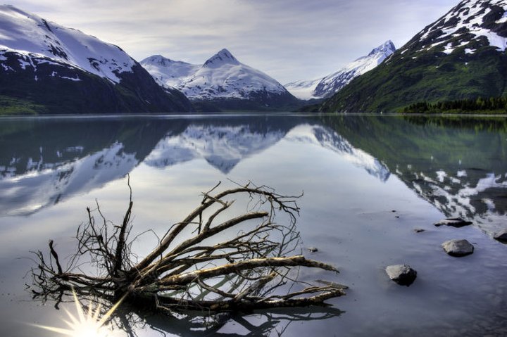 Follow This Picturesque Trail In Alaska For Staggering Views