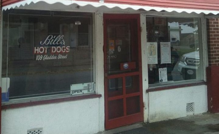 The Unassuming Restaurant In North Carolina That Serves The Best Hot Dogs You'll Ever Taste