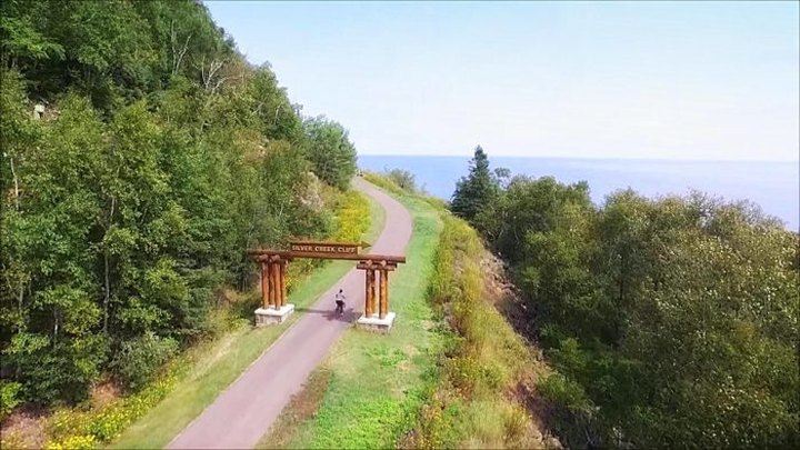 The One Trail On Minnesota's North Shore That Leads To Incredible Views