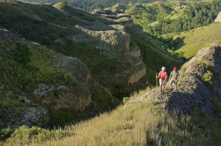 The Unrivaled Canyon Hike In Nebraska Everyone Should Take At Least Once