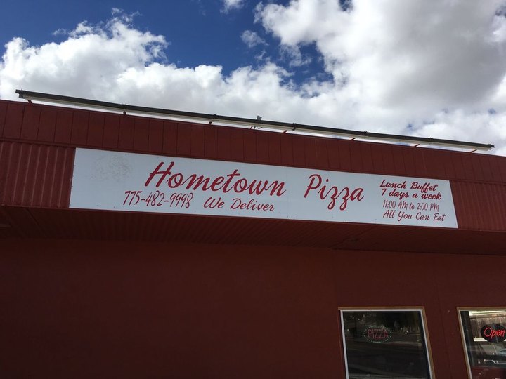 The Little Hole-In-The-Wall Restaurant That Serves The Best Pizza In Nevada