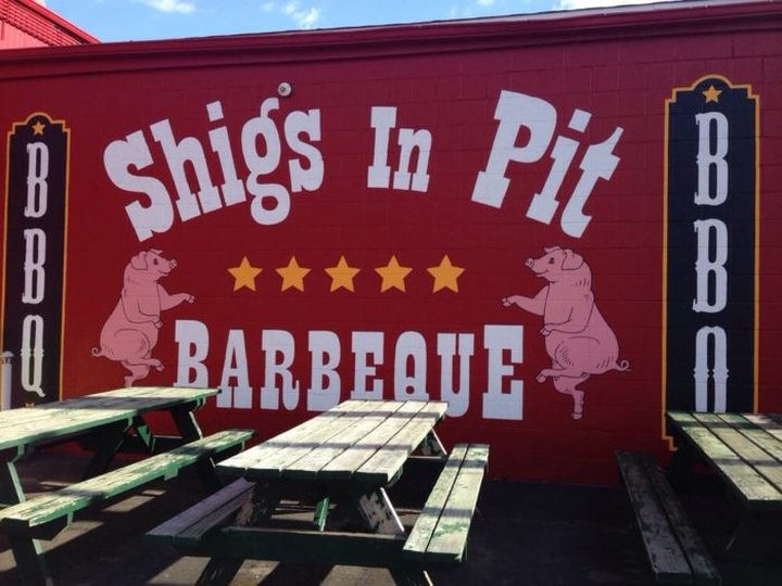 The Most Mouthwatering BBQ In Indiana Is Found At This Tiny Restaurant