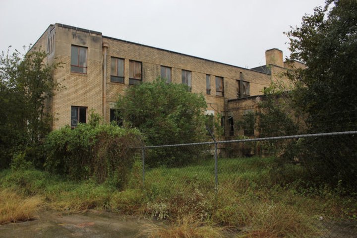 This Overnight Ghost Hunt in Texas Is The Creepiest Thing You'll Ever Do