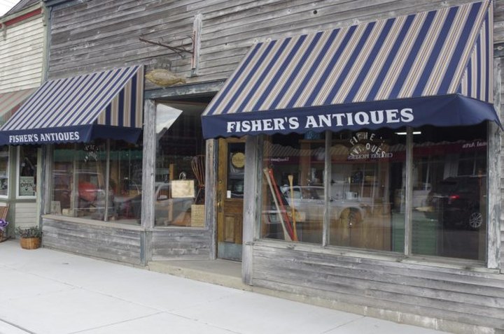Here's The Perfect Weekend Itinerary If You Love Exploring Indiana's Best Antique Stores
