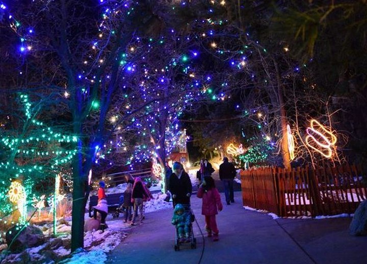 The Mesmerizing Christmas Display In Colorado With Over 50 Acres Of Glittering Lights