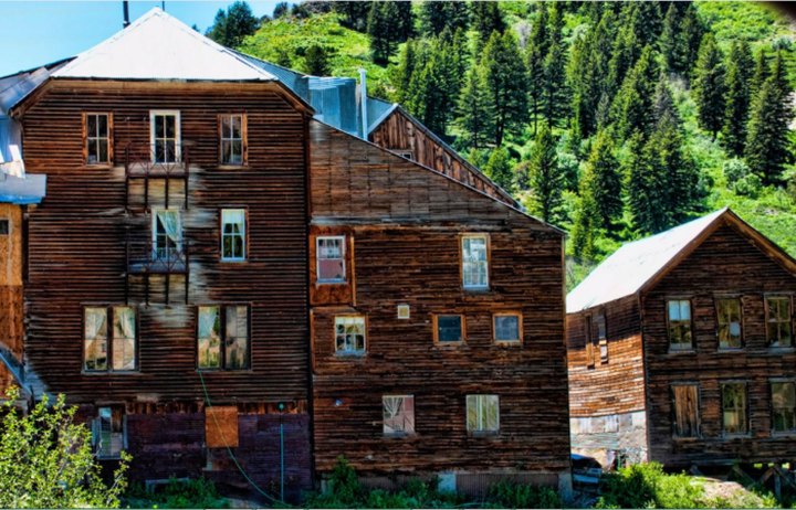 The Historic Hotel In Idaho That Will Make You Feel Like You’ve Traveled Back In Time