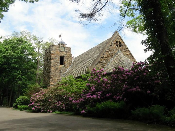 The Little-Known Church Hiding In New York That's An Absolute Work Of Art