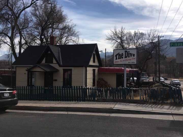 Colorado's Tiniest Burger Joint Will Have Your Mouth Watering In No Time
