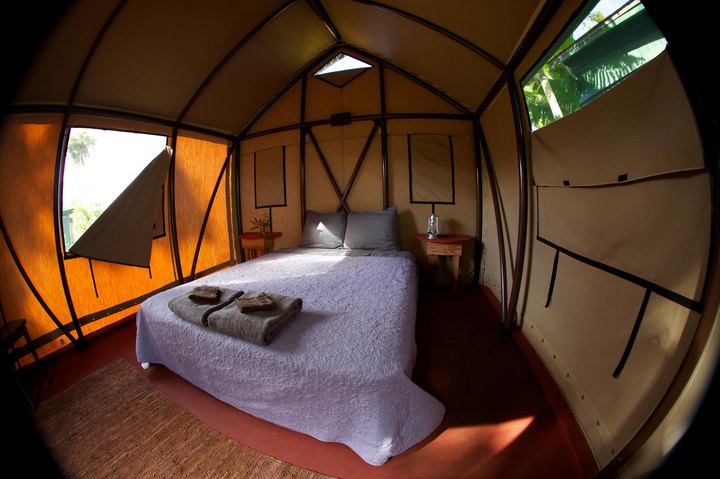 This Bed And Breakfast In Hawaii Will Make You Feel A Million Miles Away From It All