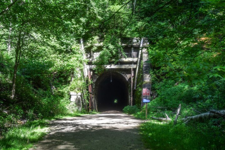 This Amazing Trail In Wisconsin Takes You Through Abandoned Train Tunnels
