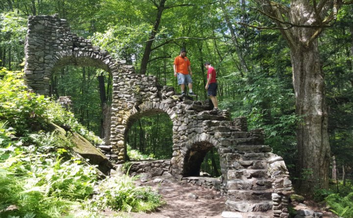 Most People Don’t Know About These Strange Ruins Hiding In New Hampshire