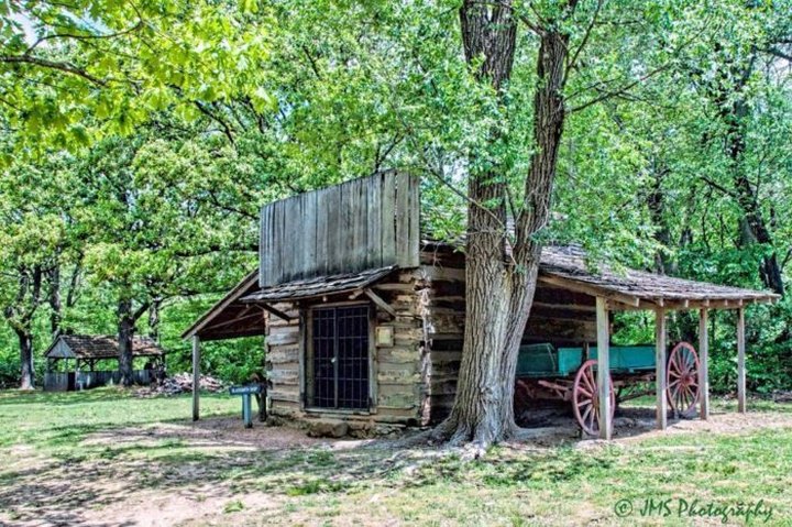 9 Historic Villages In Arkansas Where Time Stands Still