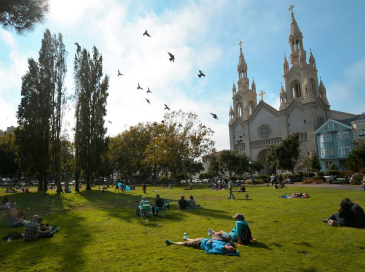 The Church In San Francisco That's Located In The Most Unforgettable Setting