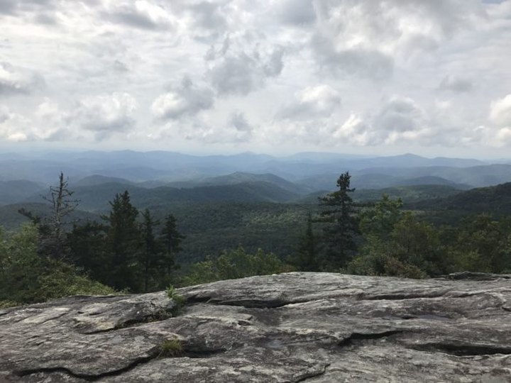 This Quaint Little Trail Is The Shortest And Sweetest Hike In North Carolina