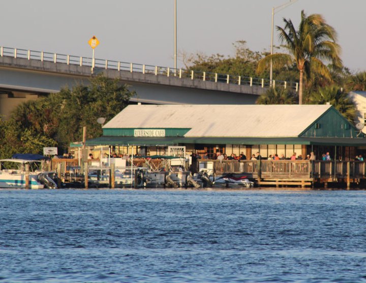 You'll Love The Riverside Views At This Historic Restaurant In Florida