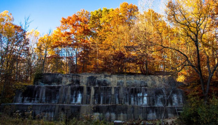 These 9 Cleveland Hiking Trails Lead To Some Incredible Pieces Of History