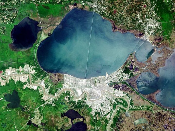 You May Not Want To Swim In This One Louisiana Lake Due To A Dangerous Discovery