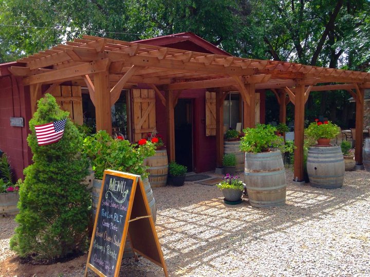 8 Small Town Wineries In Arizona You’ll Want To Explore