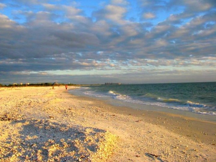 The Hike To This Secluded Beach In Florida Is Positively Amazing