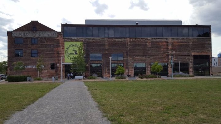 The Outdoor Discovery Center In Detroit That’s Perfect For A Family Day Trip