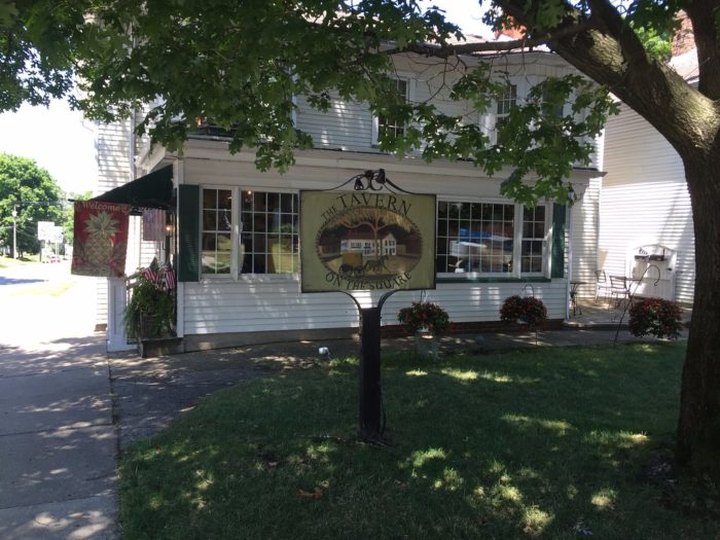The Pies At This Historic Restaurant In Pennsylvania Will Blow Your Taste Buds Away