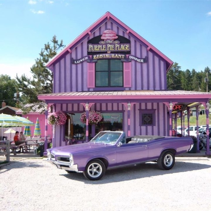 This Purple Pie Shop In South Dakota Is A Sweet Tooth's Dream